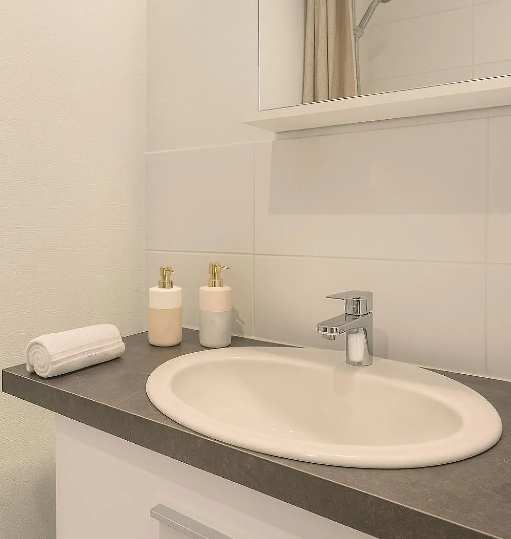Ideal Pour Professionnels & Familles - Elegant & Apaisant - Balcon - Wifi Fibre - Face Cite Des Affaires Saint-Etienne  0*, Saint-Etienne (Loire) France
